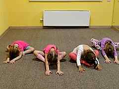 Танцуй пока молодой